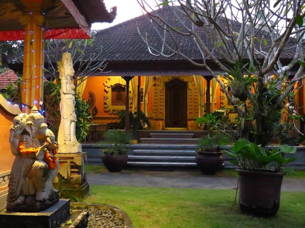Puri Maharani Boutique Hotel Denpasar Exterior foto