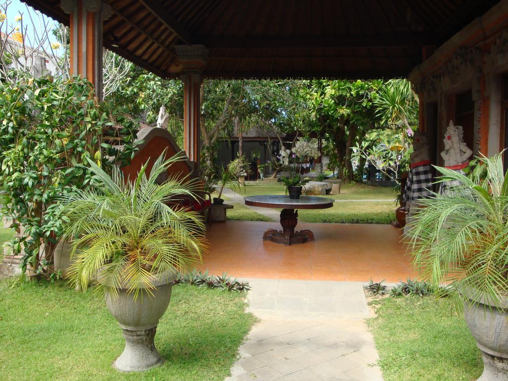 Puri Maharani Boutique Hotel Denpasar Exterior foto
